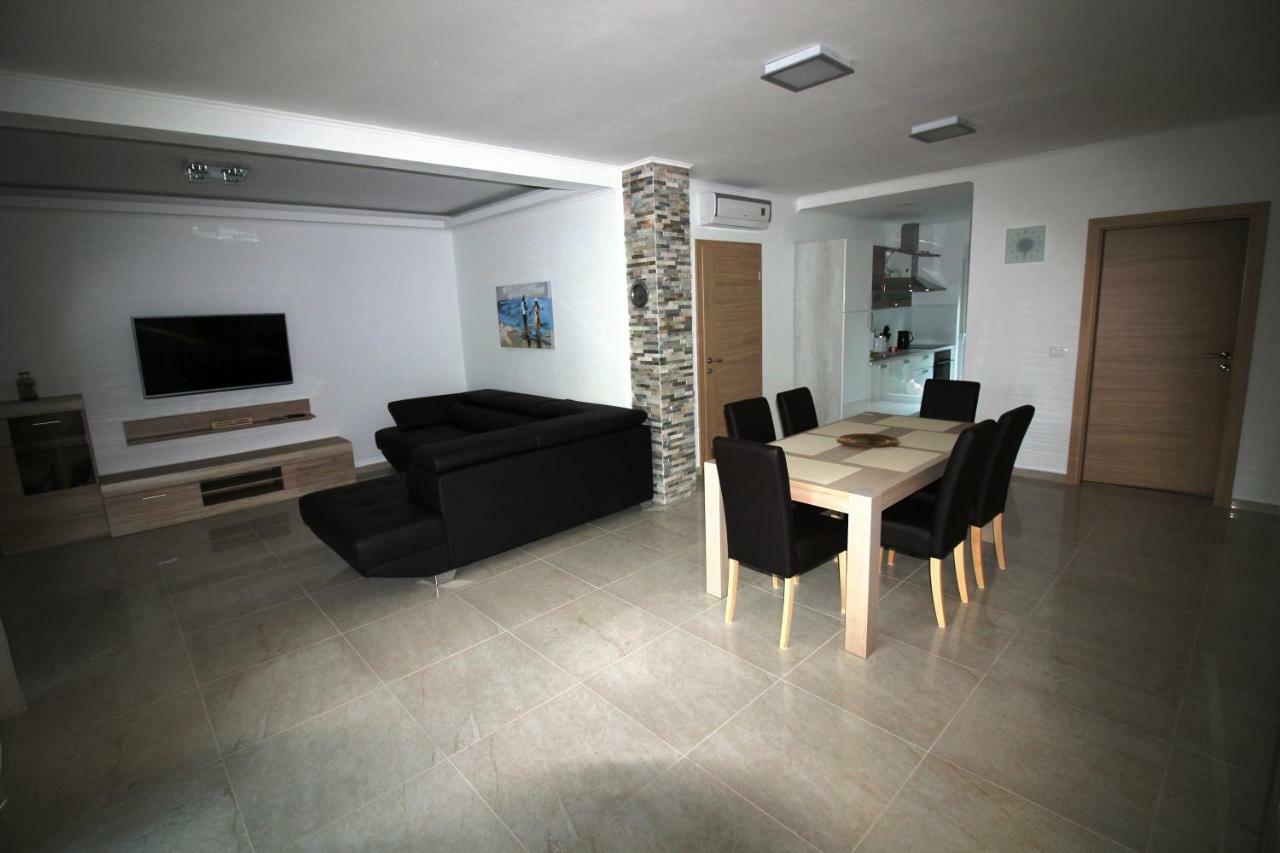 Apartment Umag Exterior photo